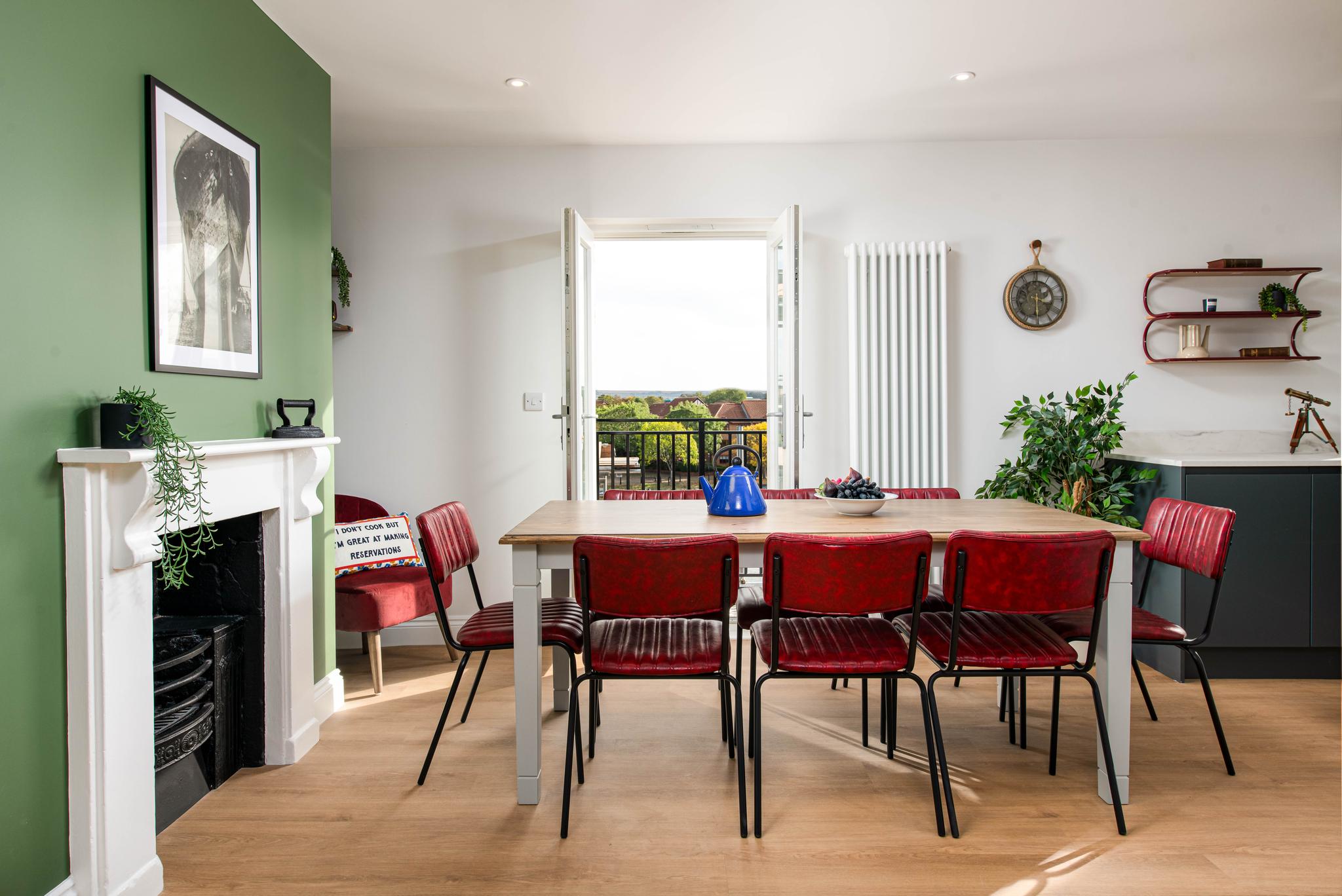 NEW-Stunning 4Bed 3Bath Flat-Harbourside Views4