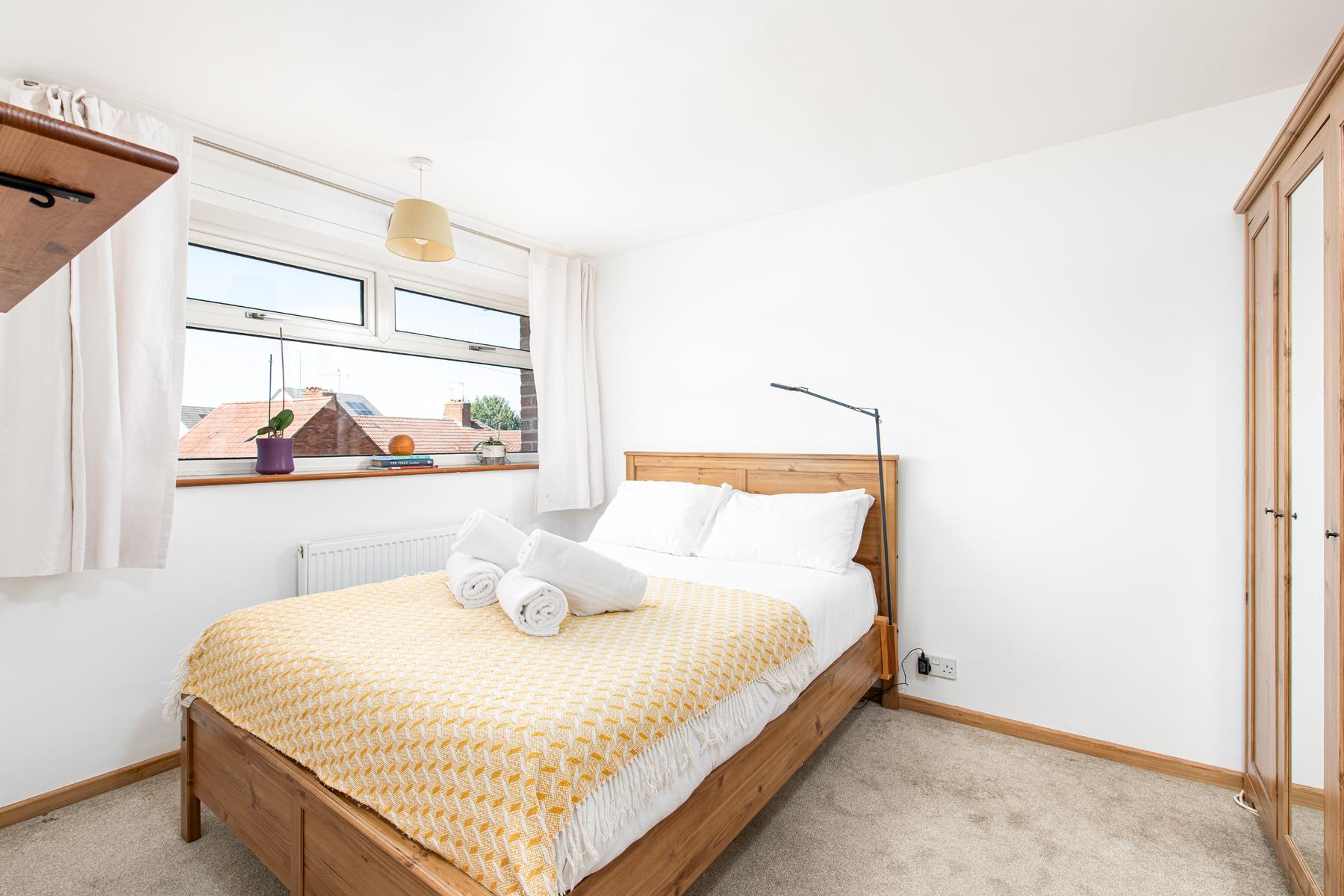 Comfortable and Quiet 2 Bed House-Parking-Families3