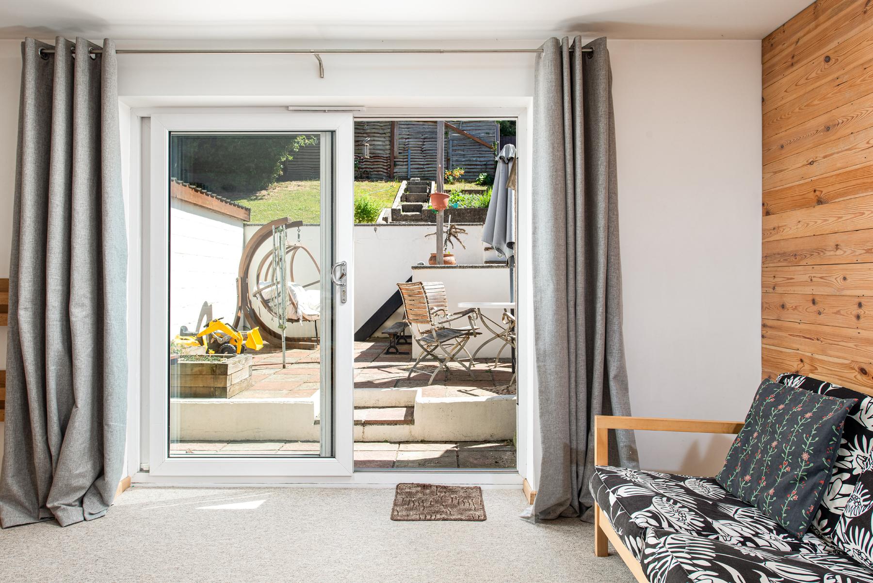 Comfortable and Quiet 2 Bed House-Parking-Families2