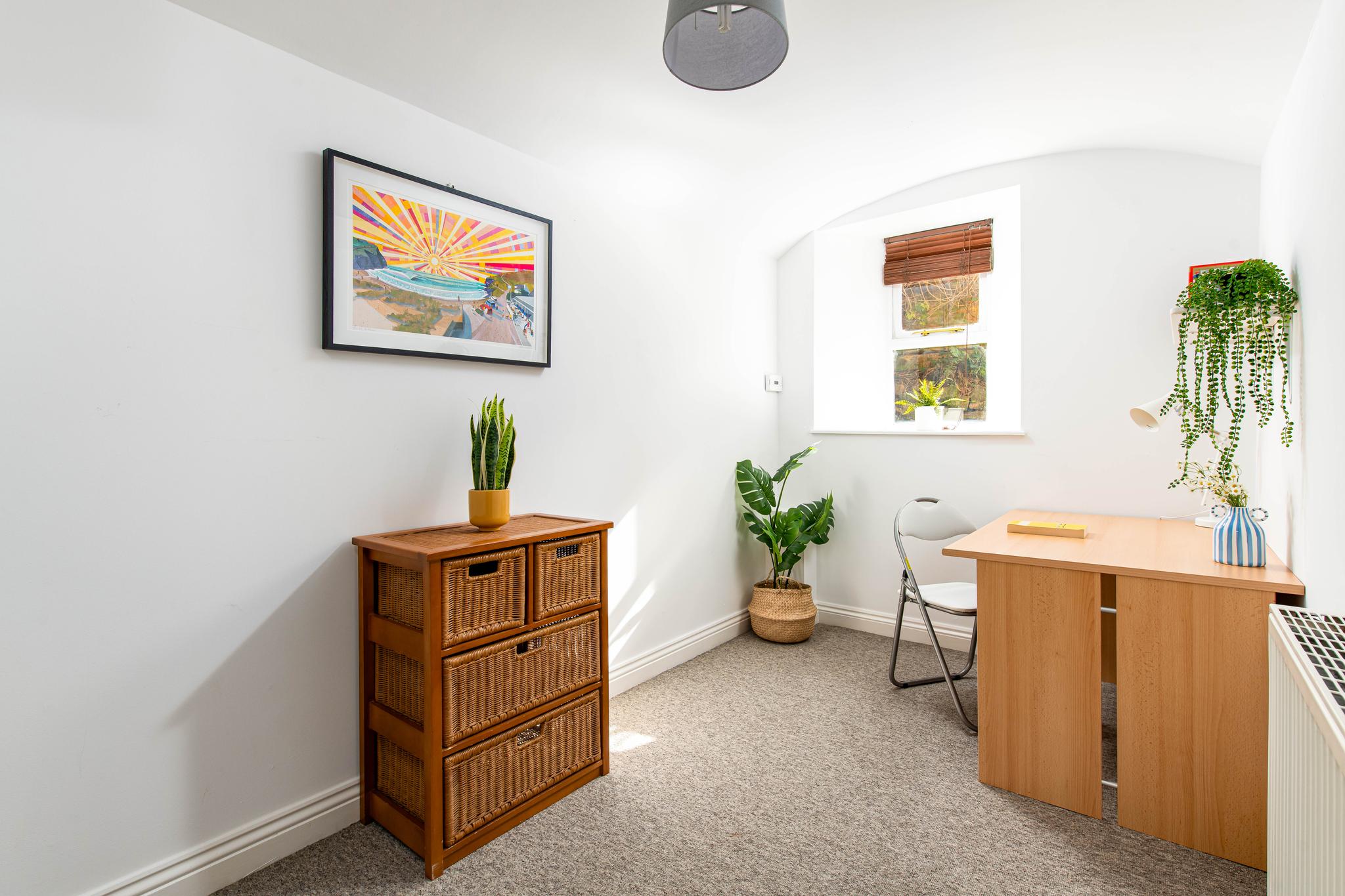 NEW-Cosy Clifton Flat-Best Location-Parking £5/day5